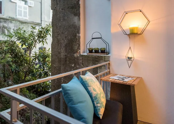 In Flow Apartment